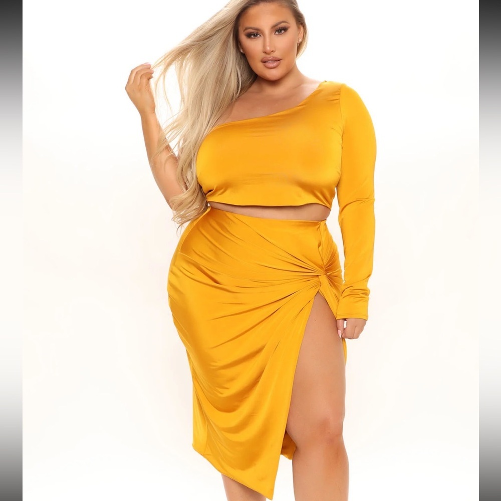 Skirt set